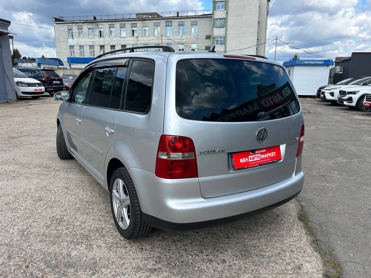 Фото автомобиля 6