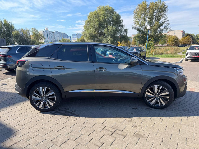 Фото автомобиля 3