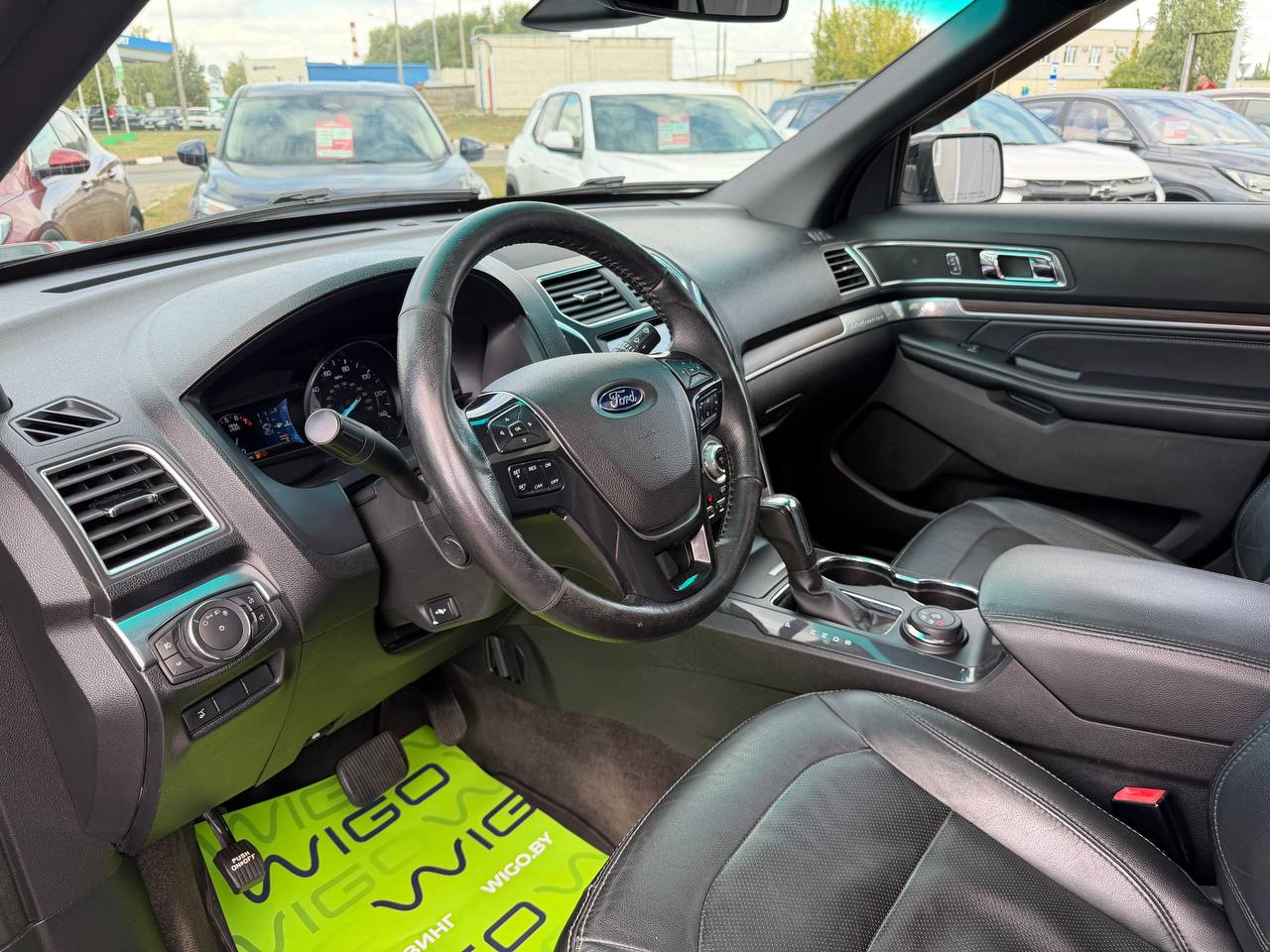 Фото автомобиля 10