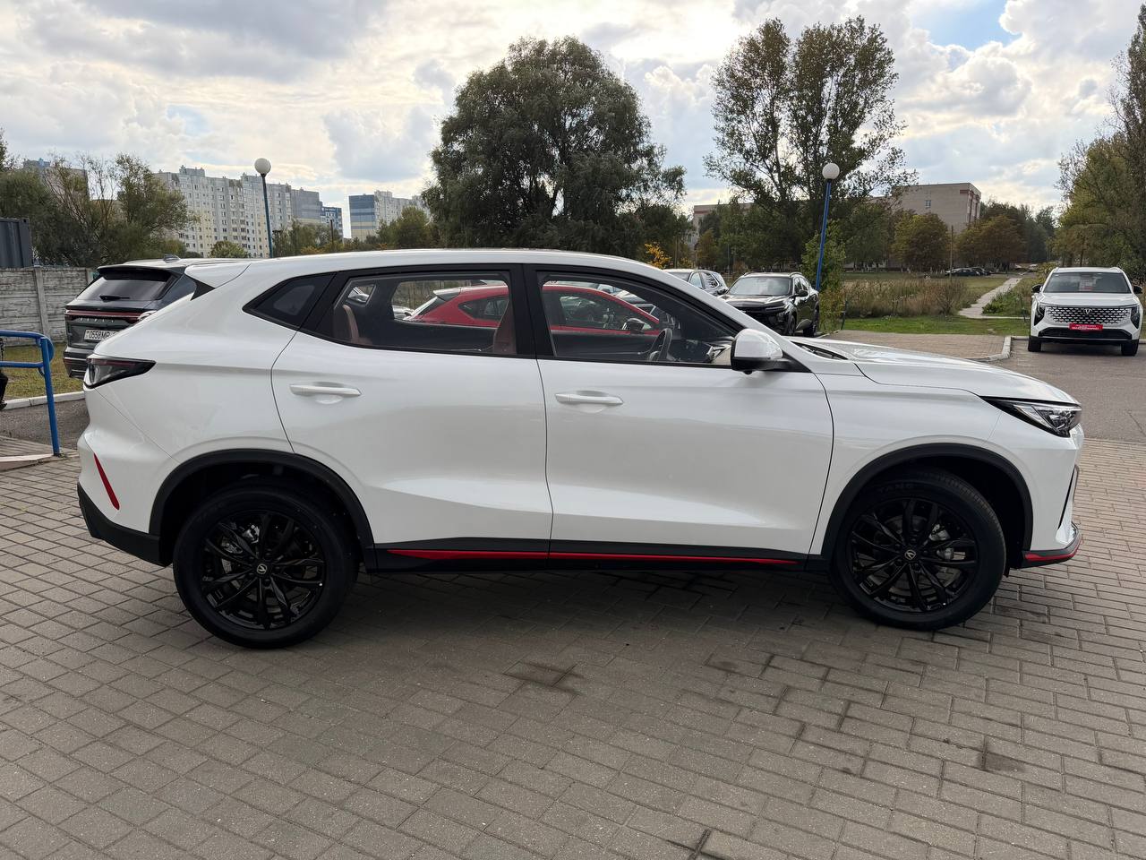 Фото автомобиля 3