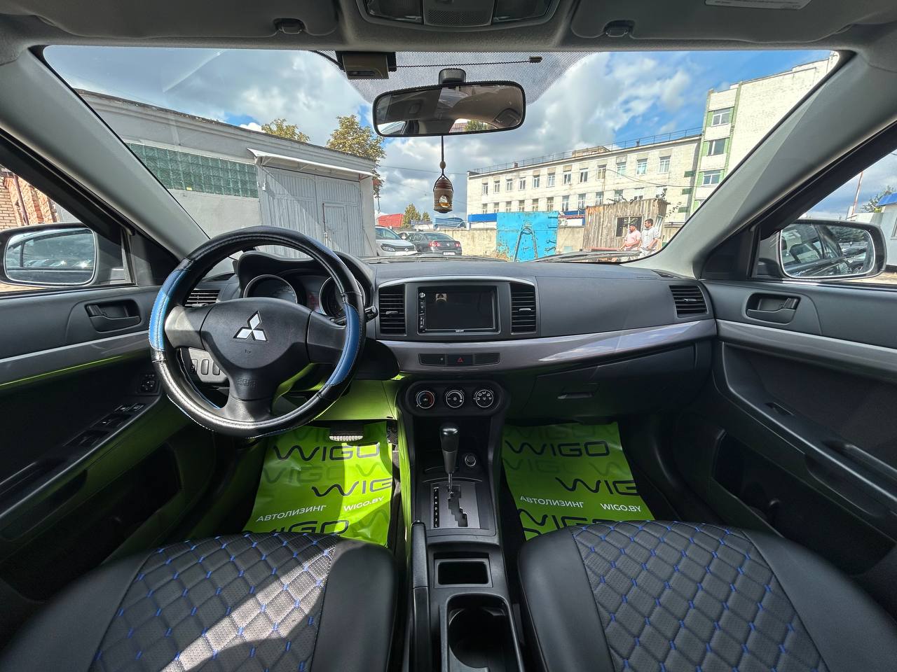 Фото автомобиля 11