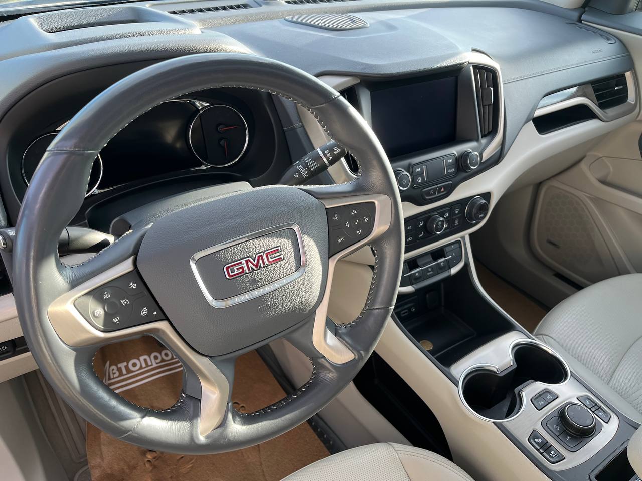 Фото автомобиля 12