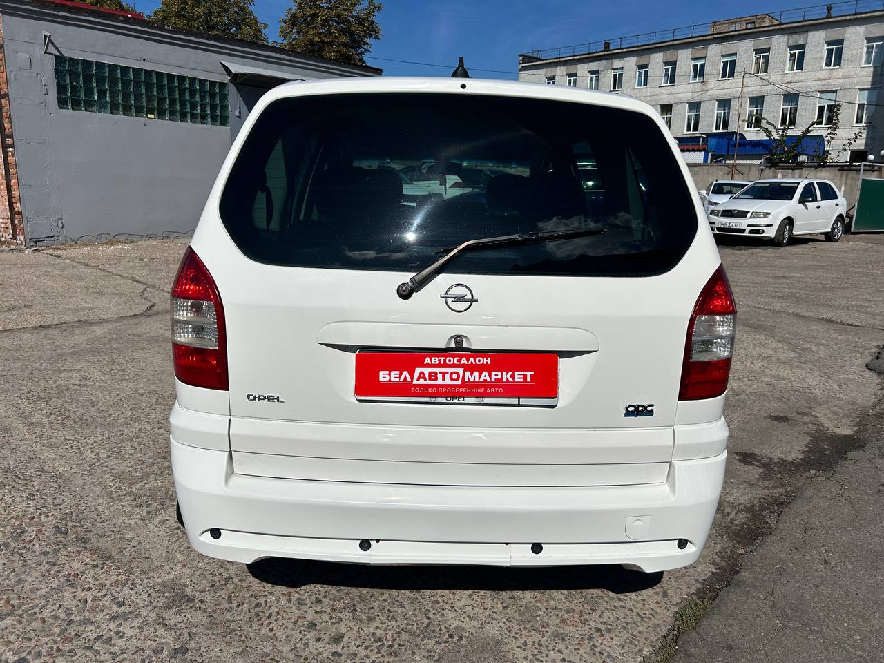 Фото автомобиля 5