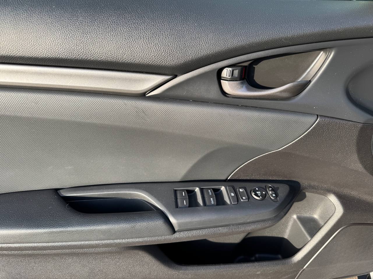 Фото автомобиля 15