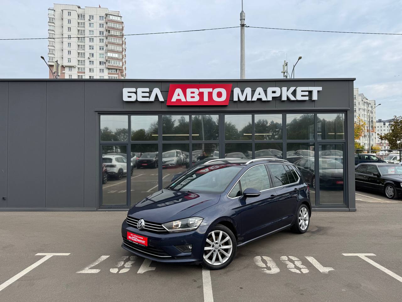 авто с пробегом volkswagen golf sportsvan 2016