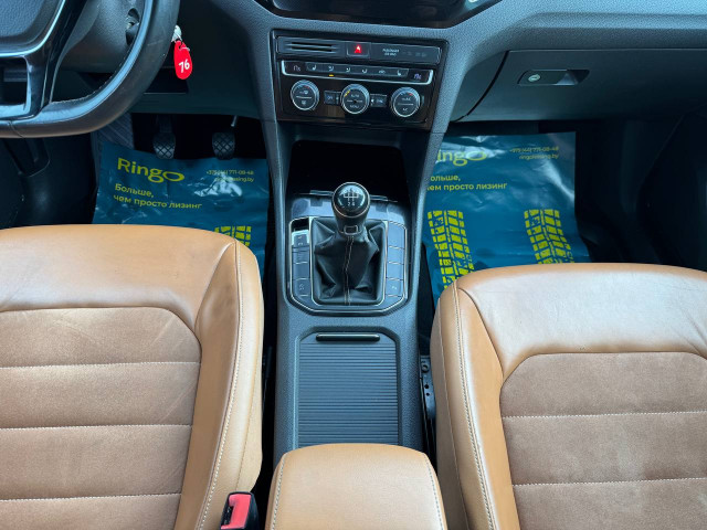 Фото автомобиля 12
