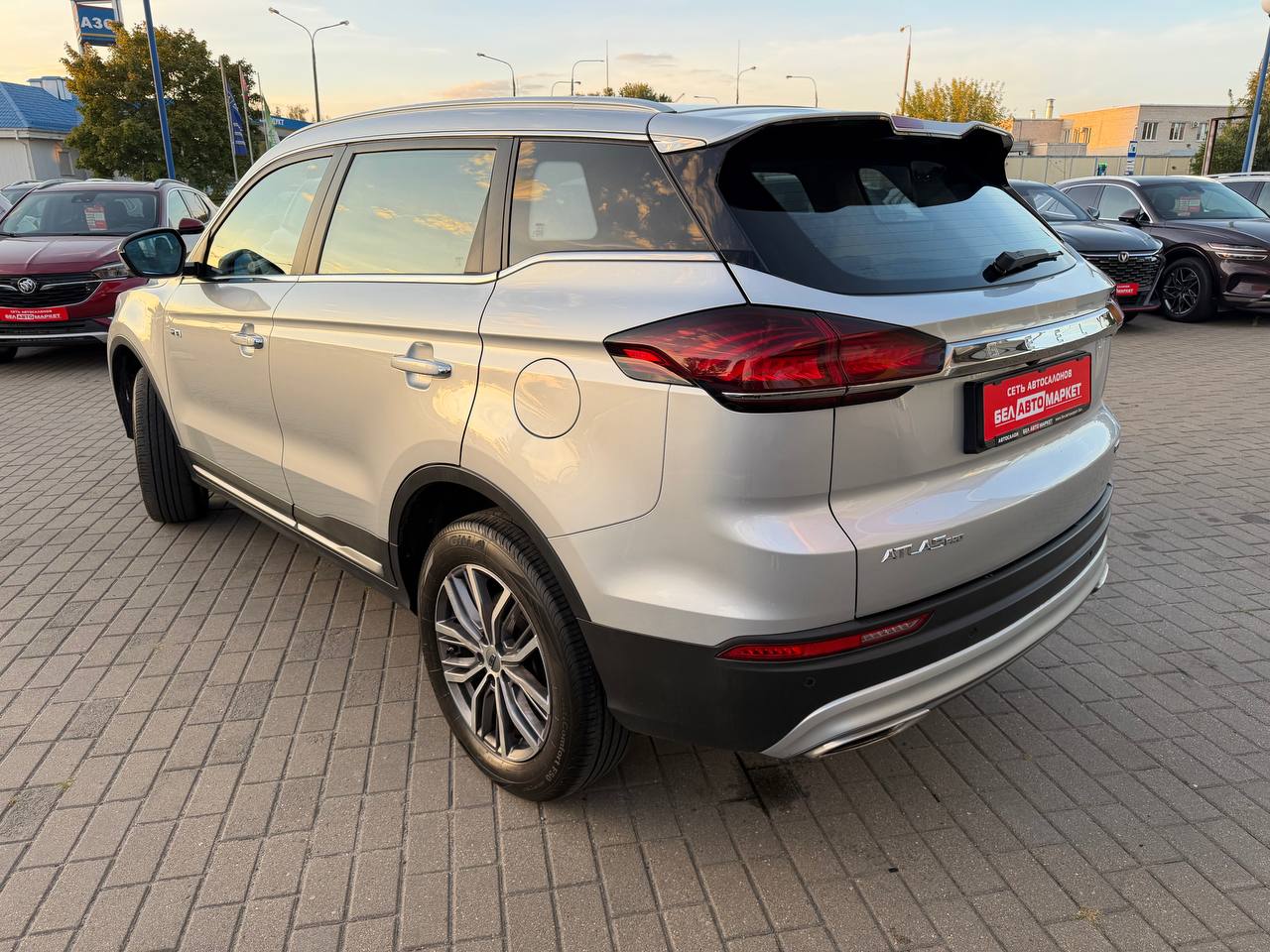 Фото автомобиля 6