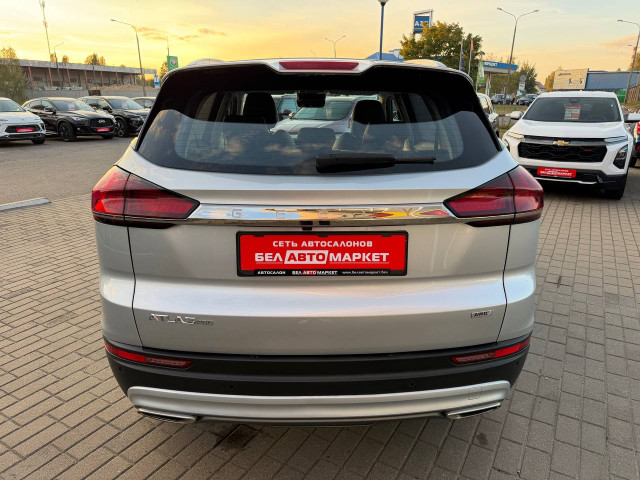 Фото автомобиля 5