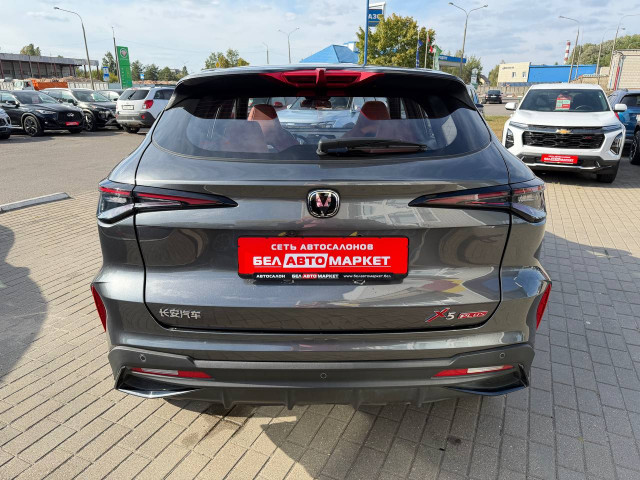 Фото автомобиля 5