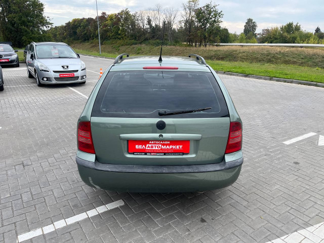 Фото автомобиля 5