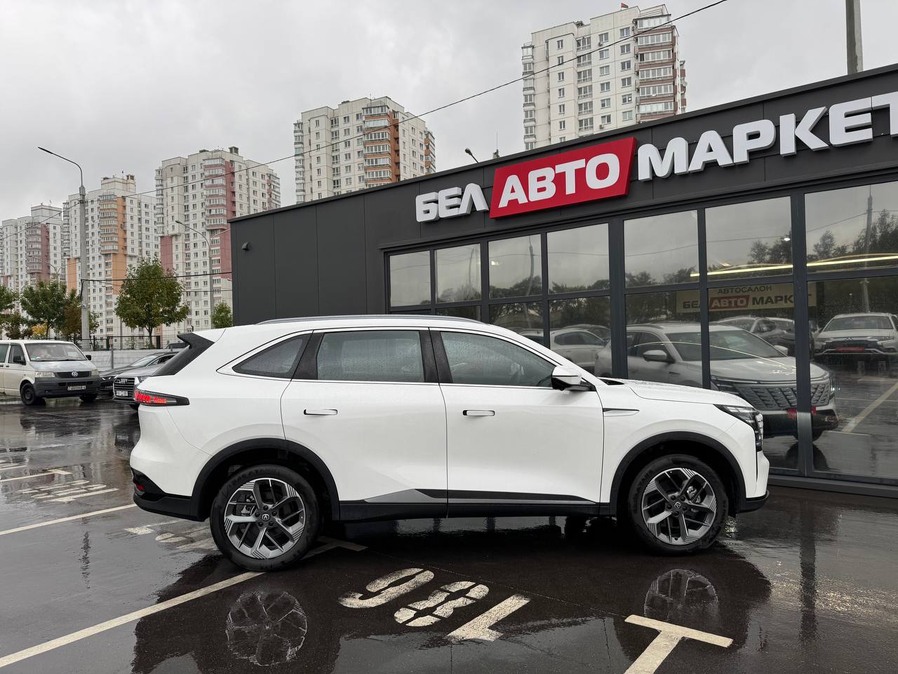 Фото автомобиля 3