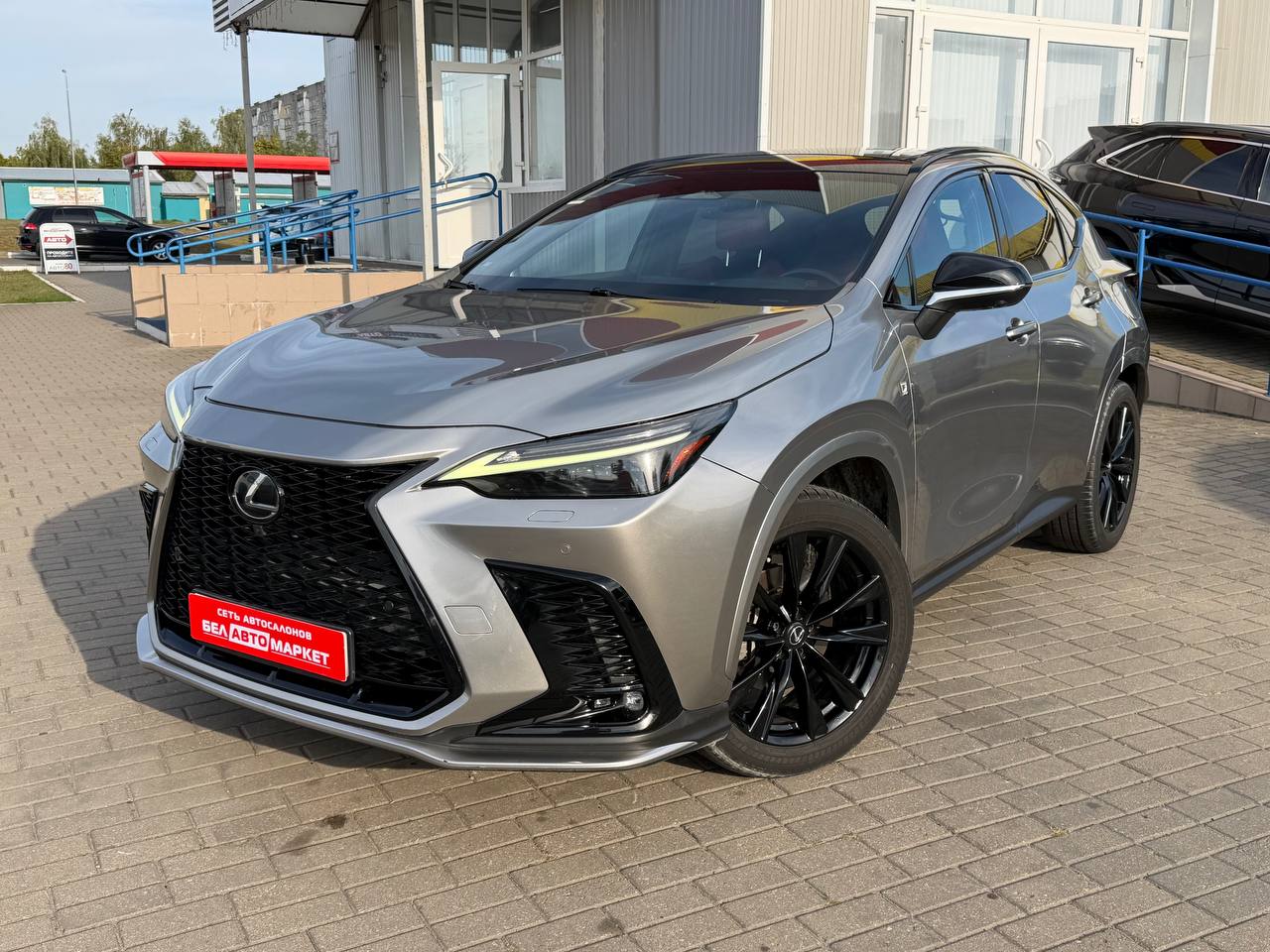 авто с пробегом Lexus nx 2022