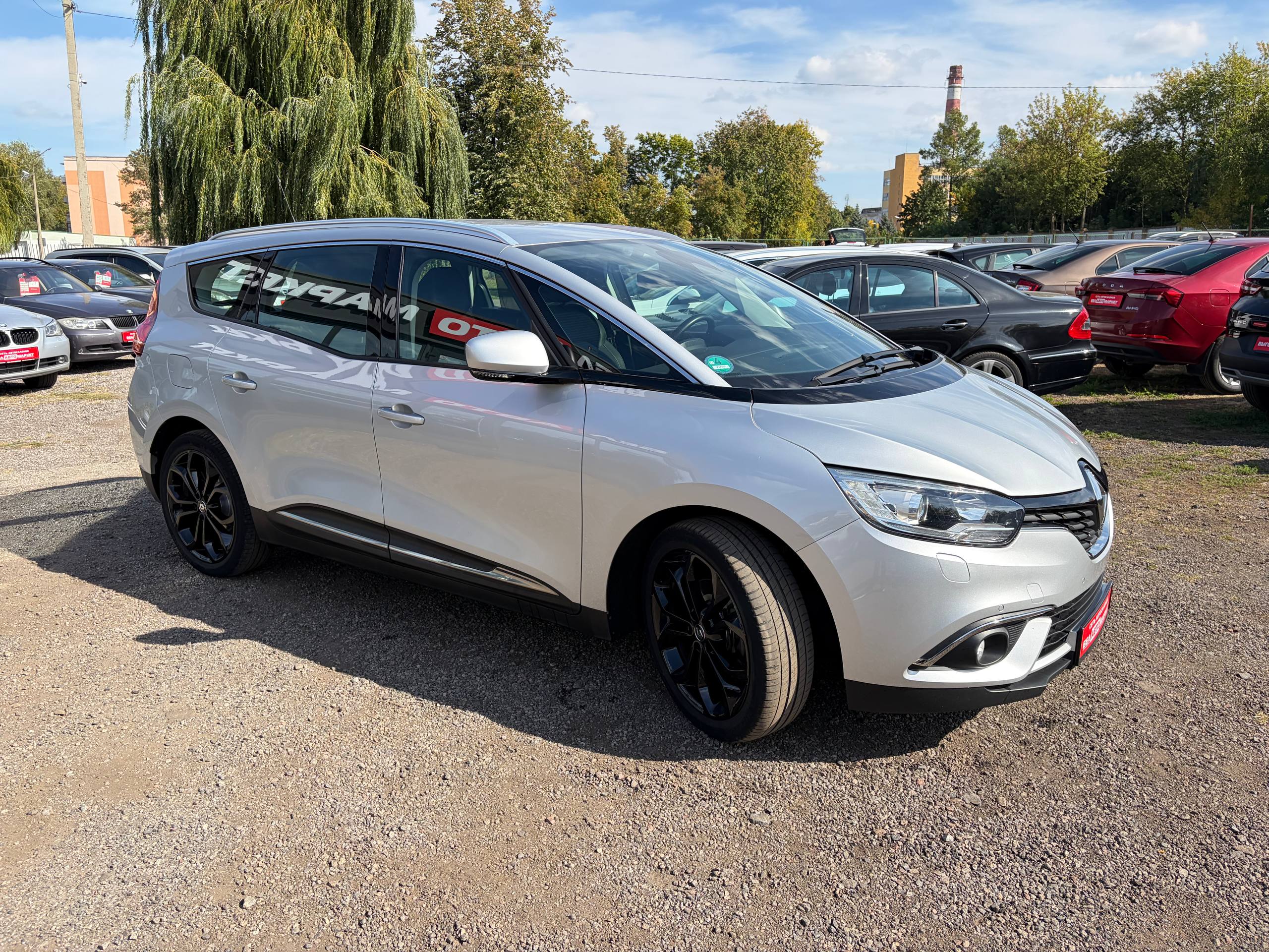 Фото автомобиля 2