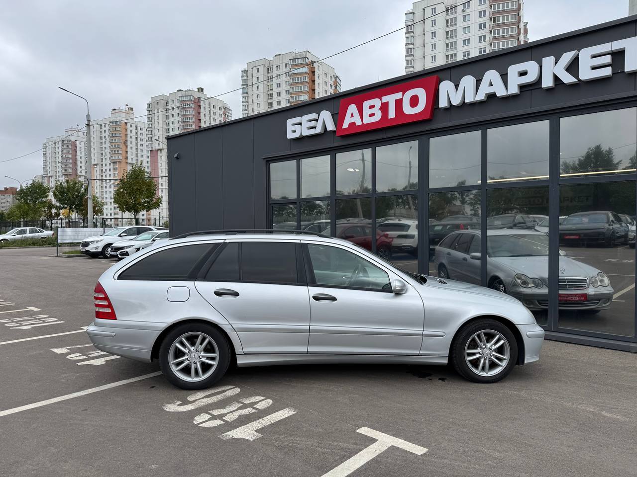 Фото автомобиля 3