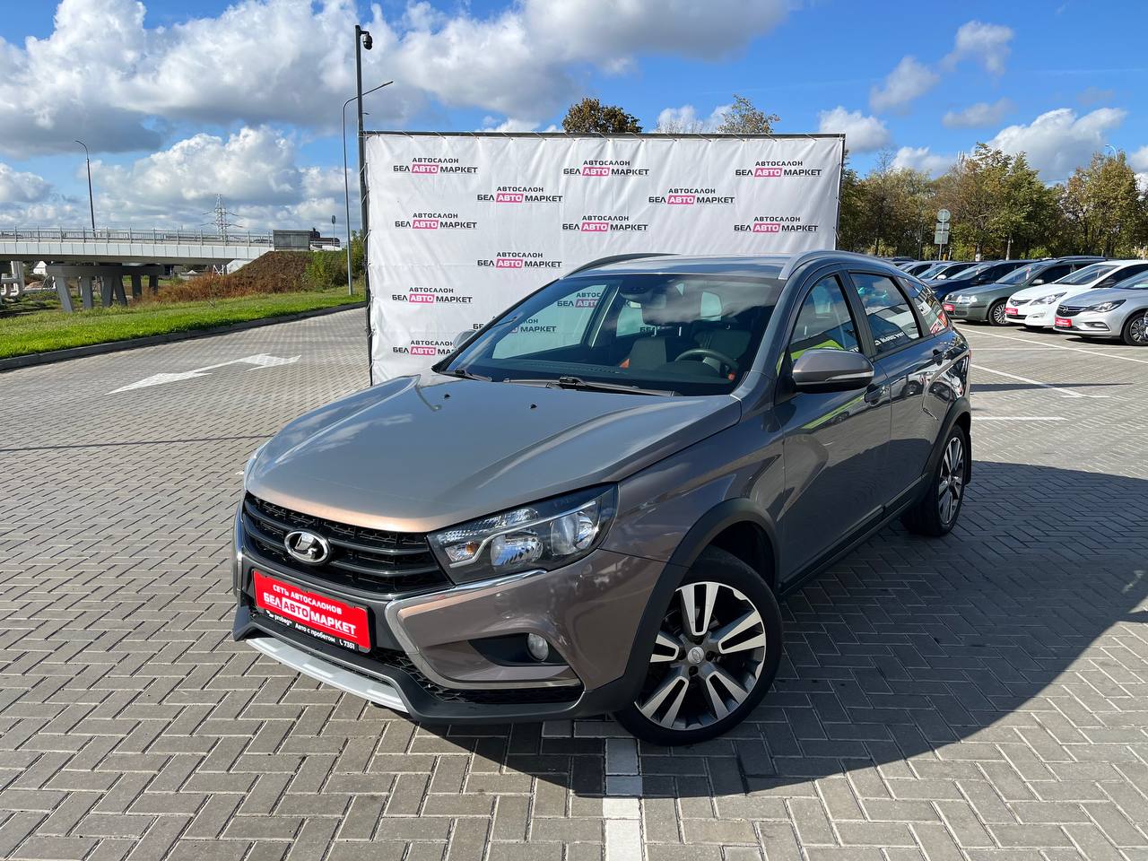авто с пробегом lada (ВАЗ) vesta cross 2019