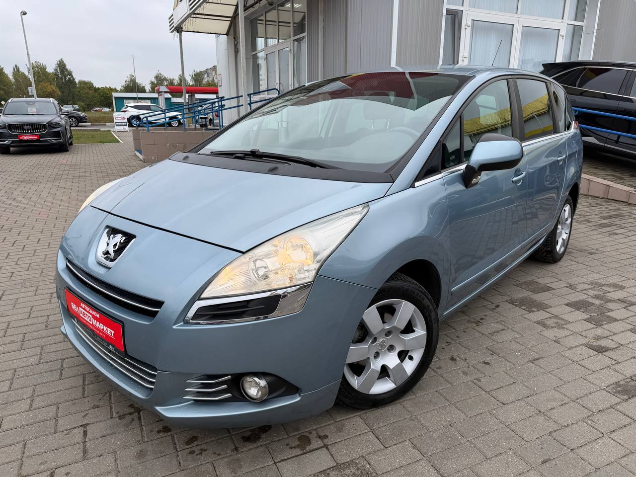 авто с пробегом peugeot 5008 2013
