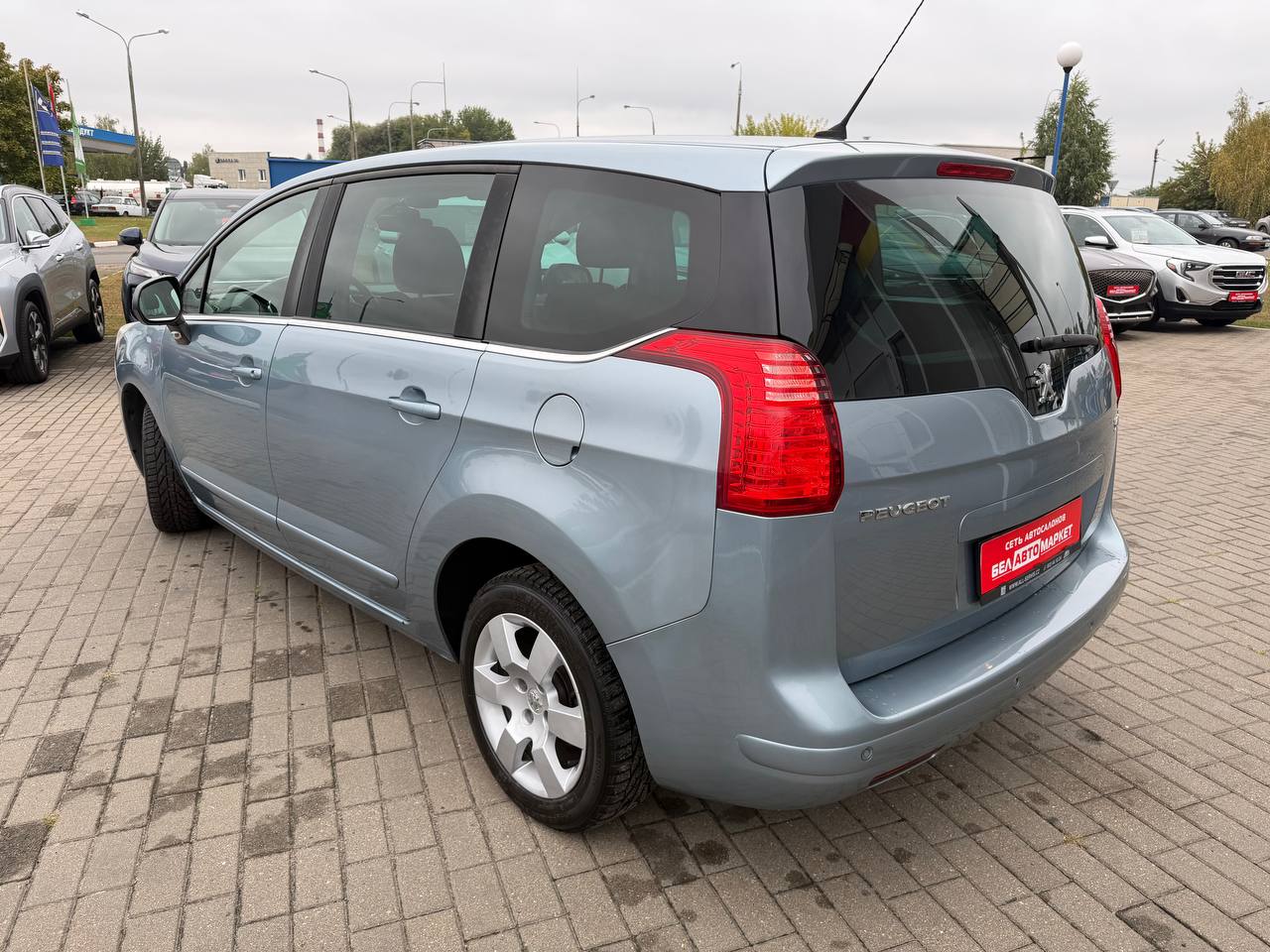 Фото автомобиля 6