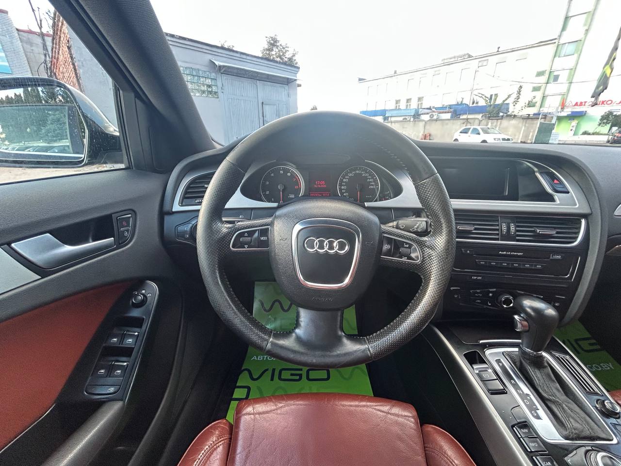 Фото автомобиля 12