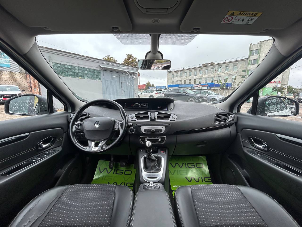 Фото автомобиля 11