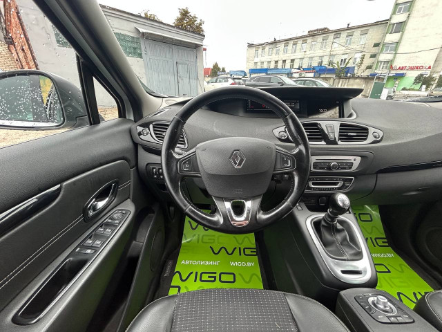 Фото автомобиля 12