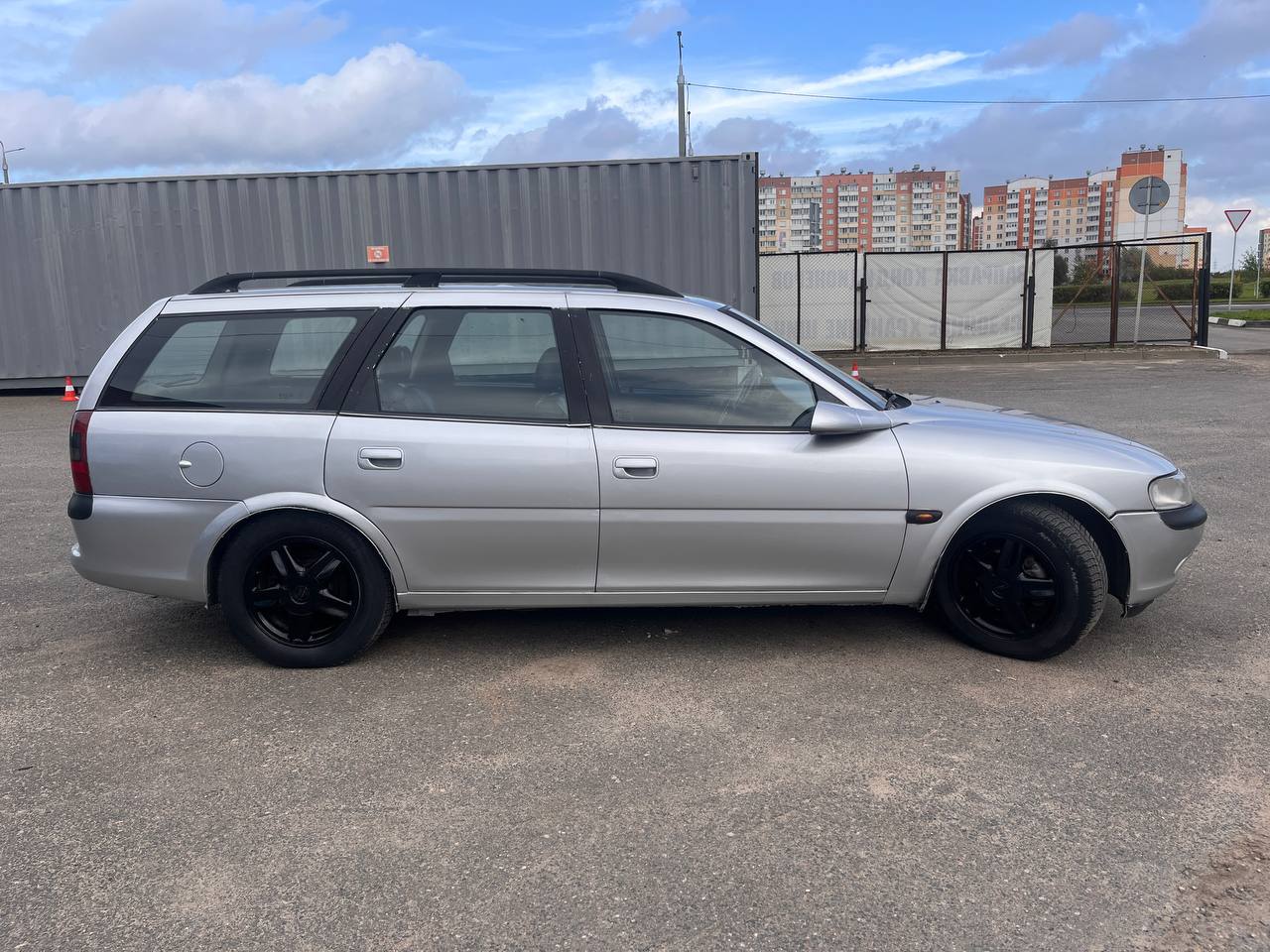 Фото автомобиля 3