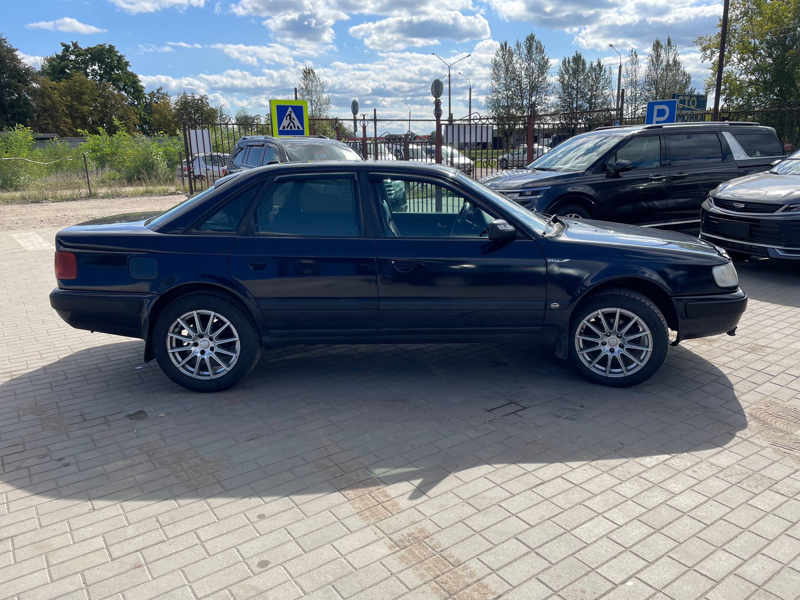 Фото автомобиля 12