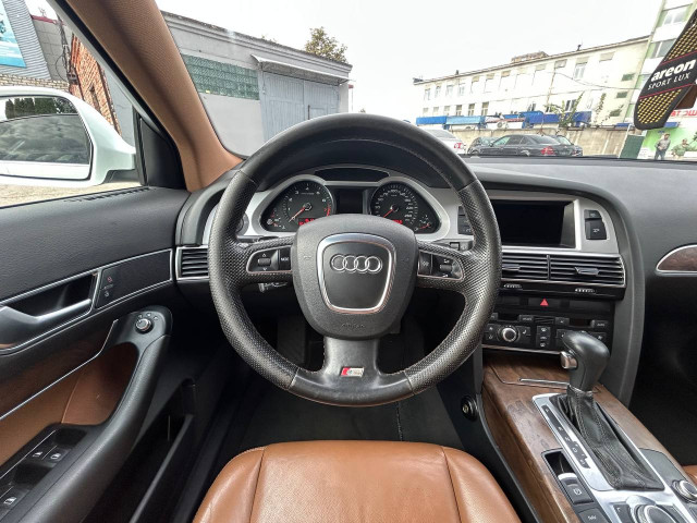 Фото автомобиля 12