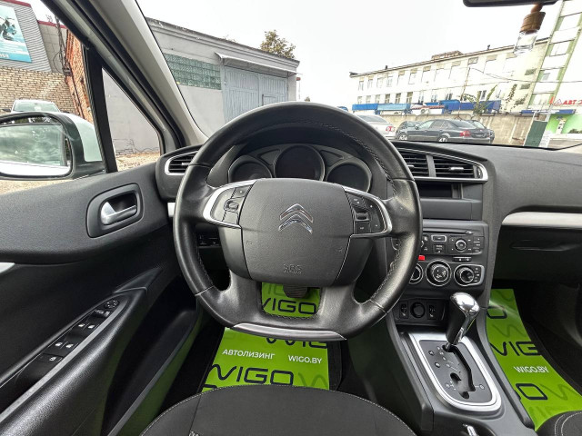 Фото автомобиля 11
