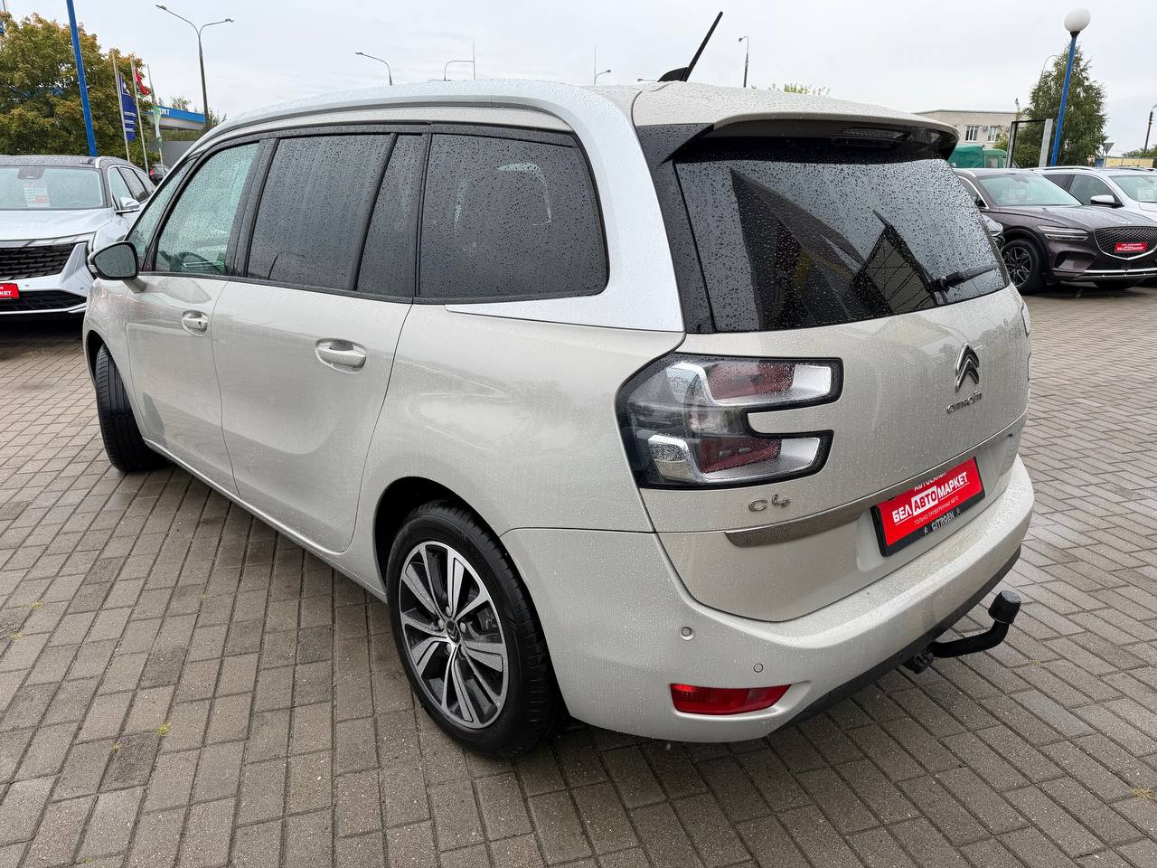 Фото автомобиля 6