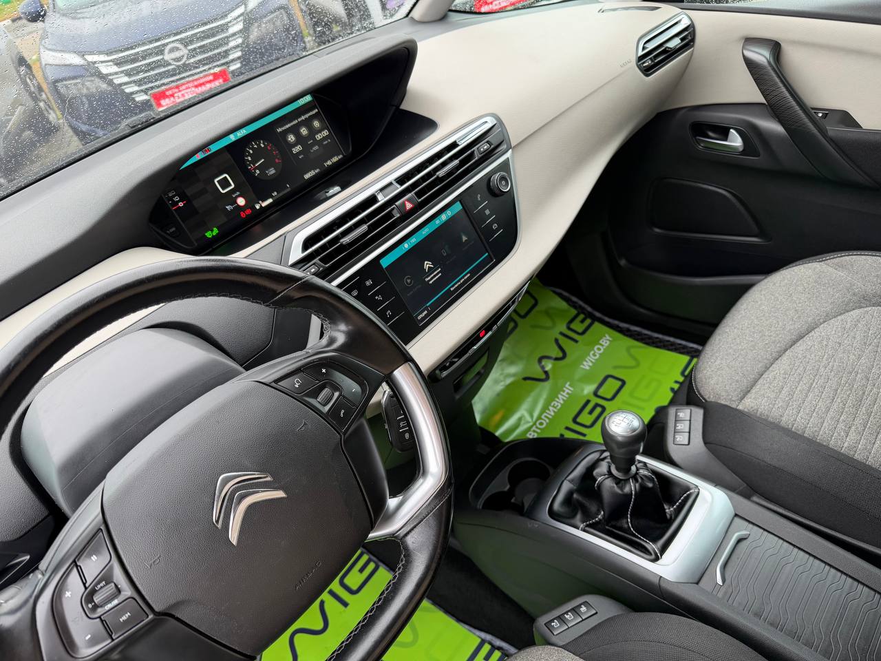 Фото автомобиля 14