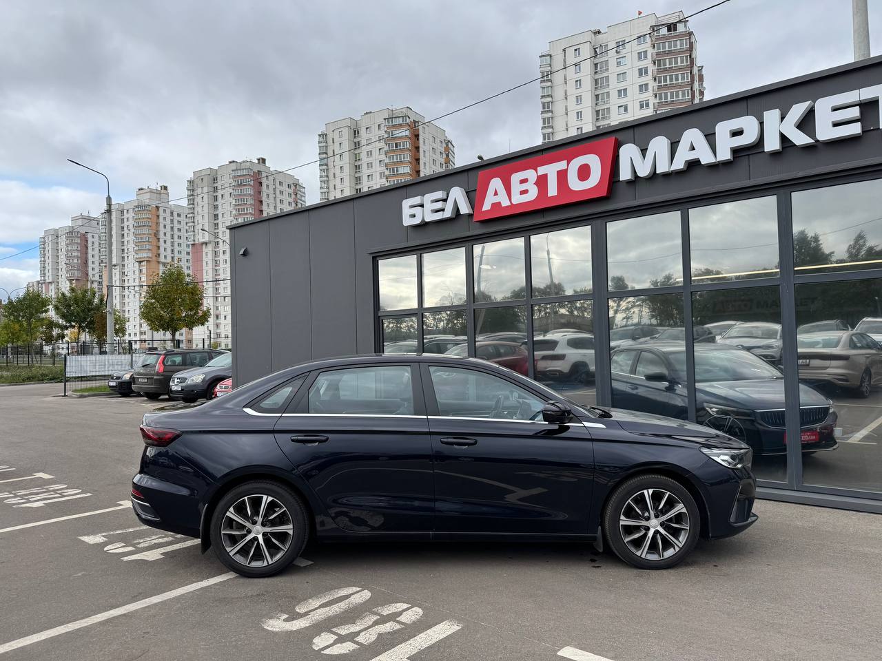 Фото автомобиля 3