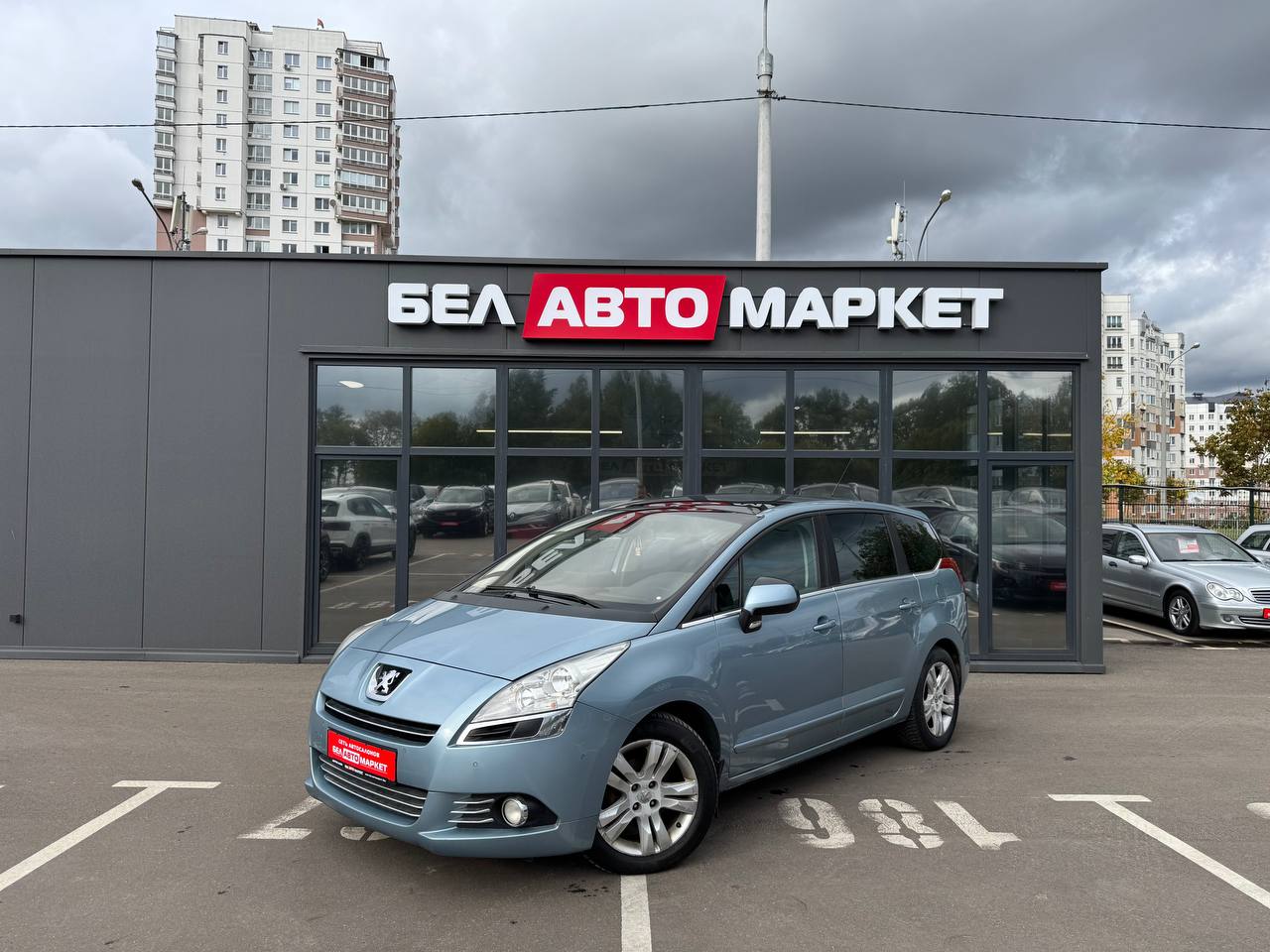 авто с пробегом peugeot 5008 2009
