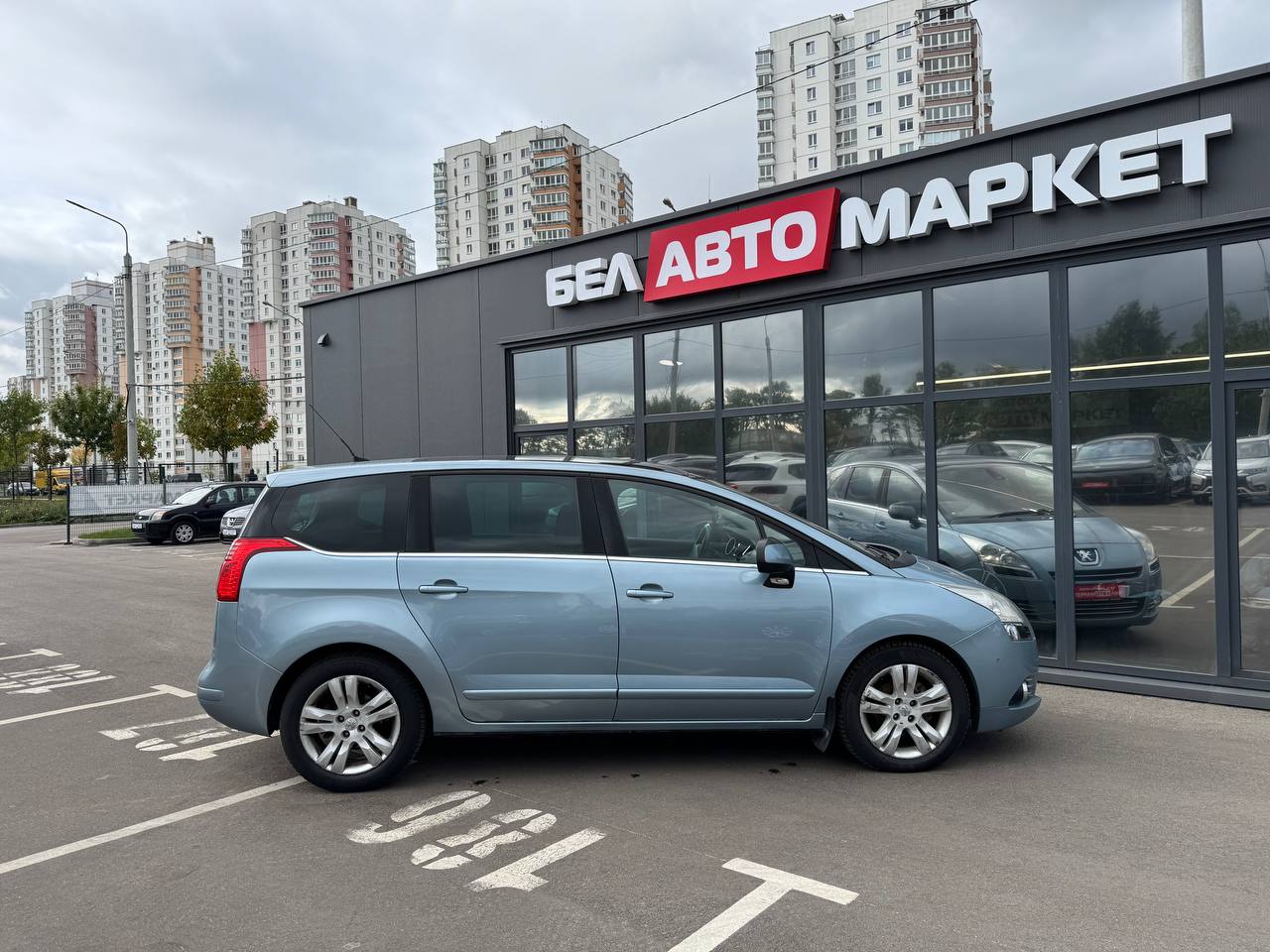 Фото автомобиля 3