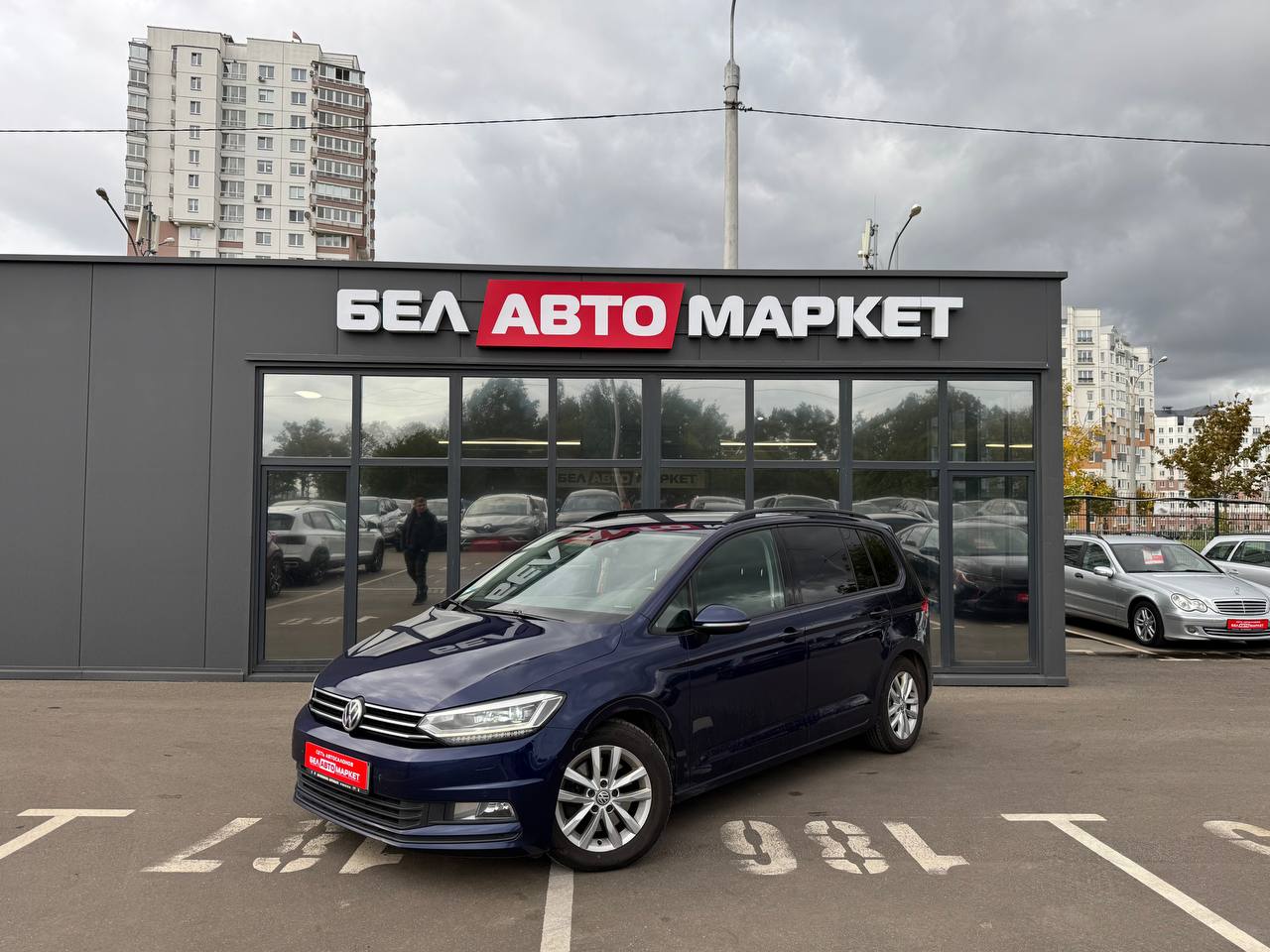 авто с пробегом volkswagen touran 2016