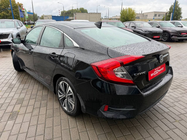 Фото автомобиля 6
