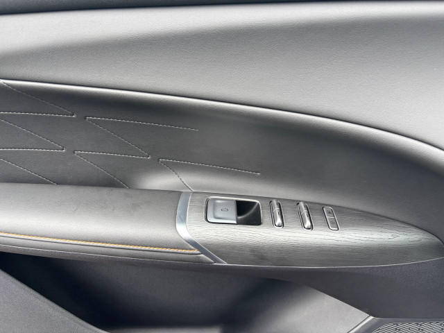 Фото автомобиля 12