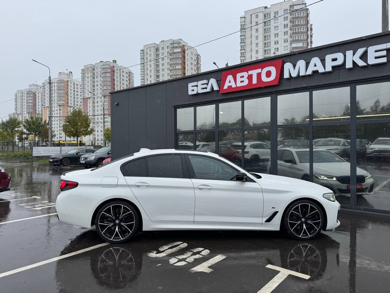 Фото автомобиля 3