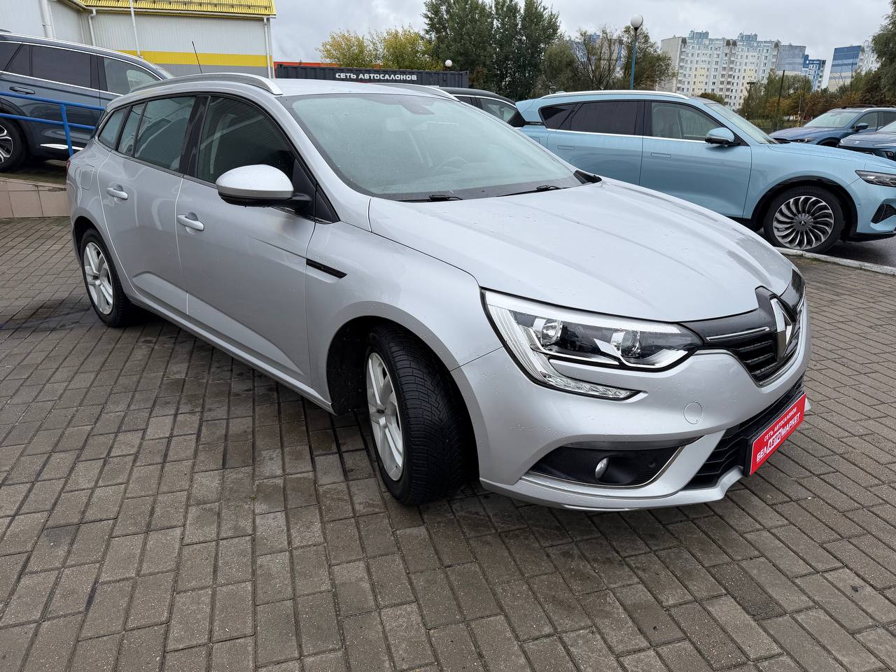 Фото автомобиля 2
