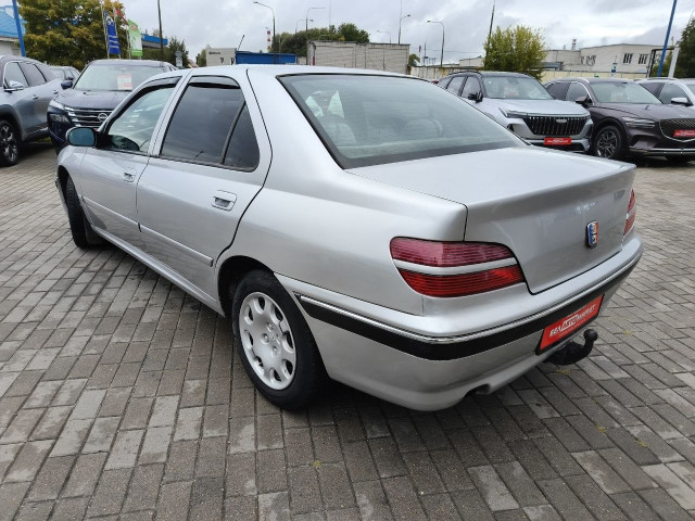 Фото автомобиля 6