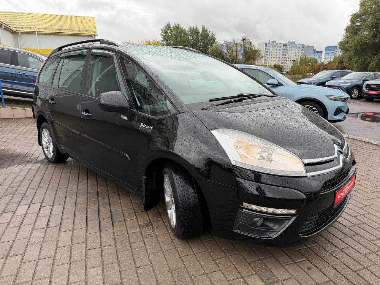 Фото автомобиля 2