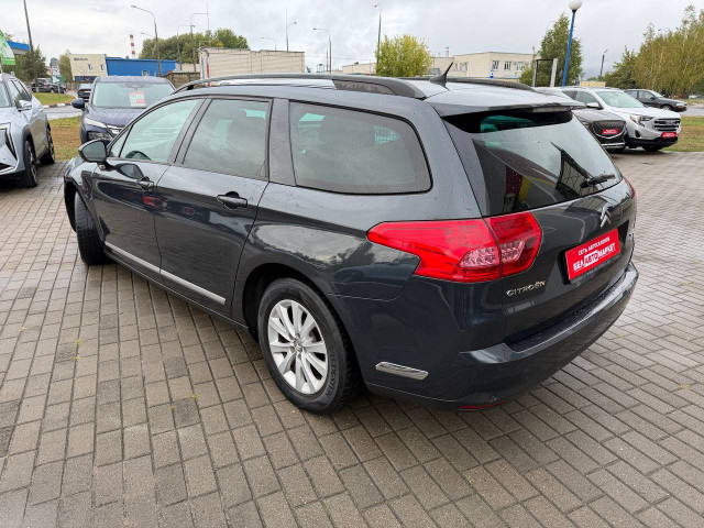 Фото автомобиля 6