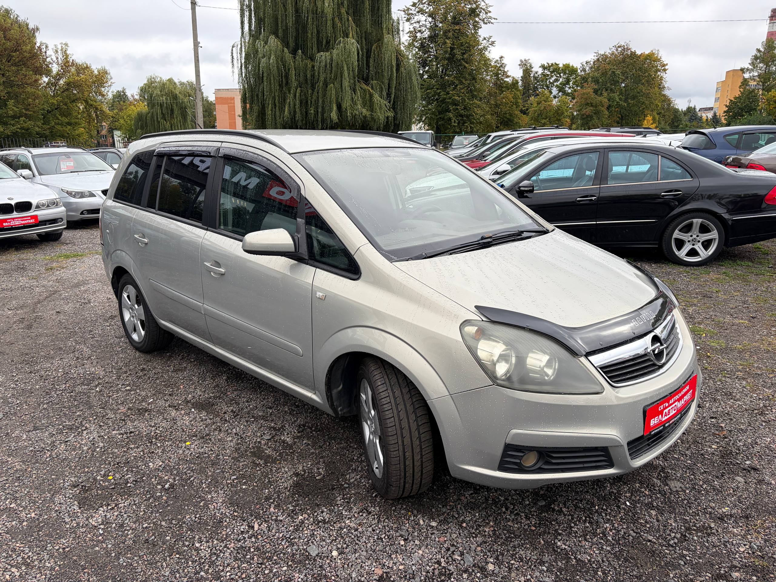 Фото автомобиля 2