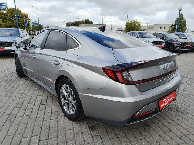 Фото автомобиля 6