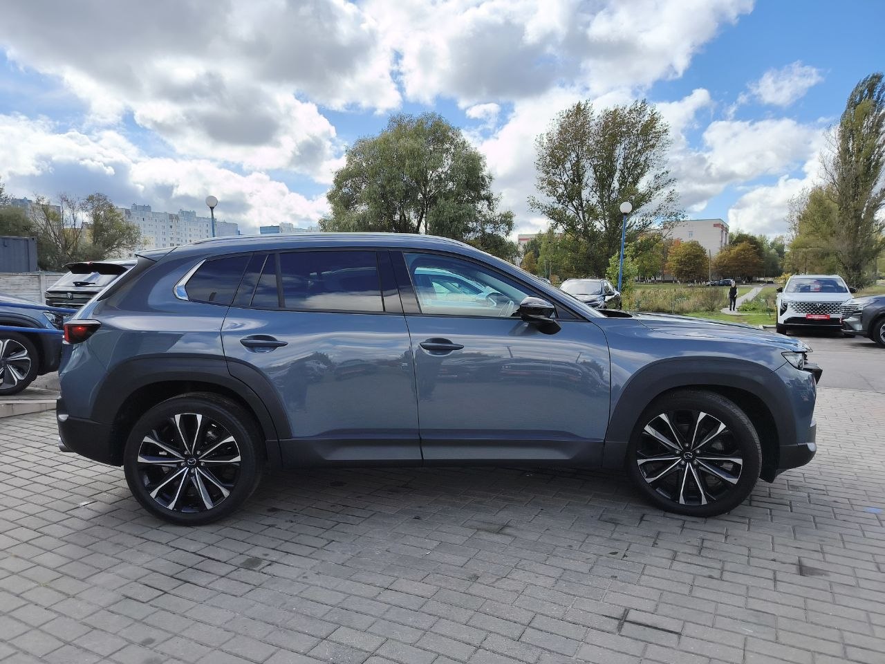 Фото автомобиля 3