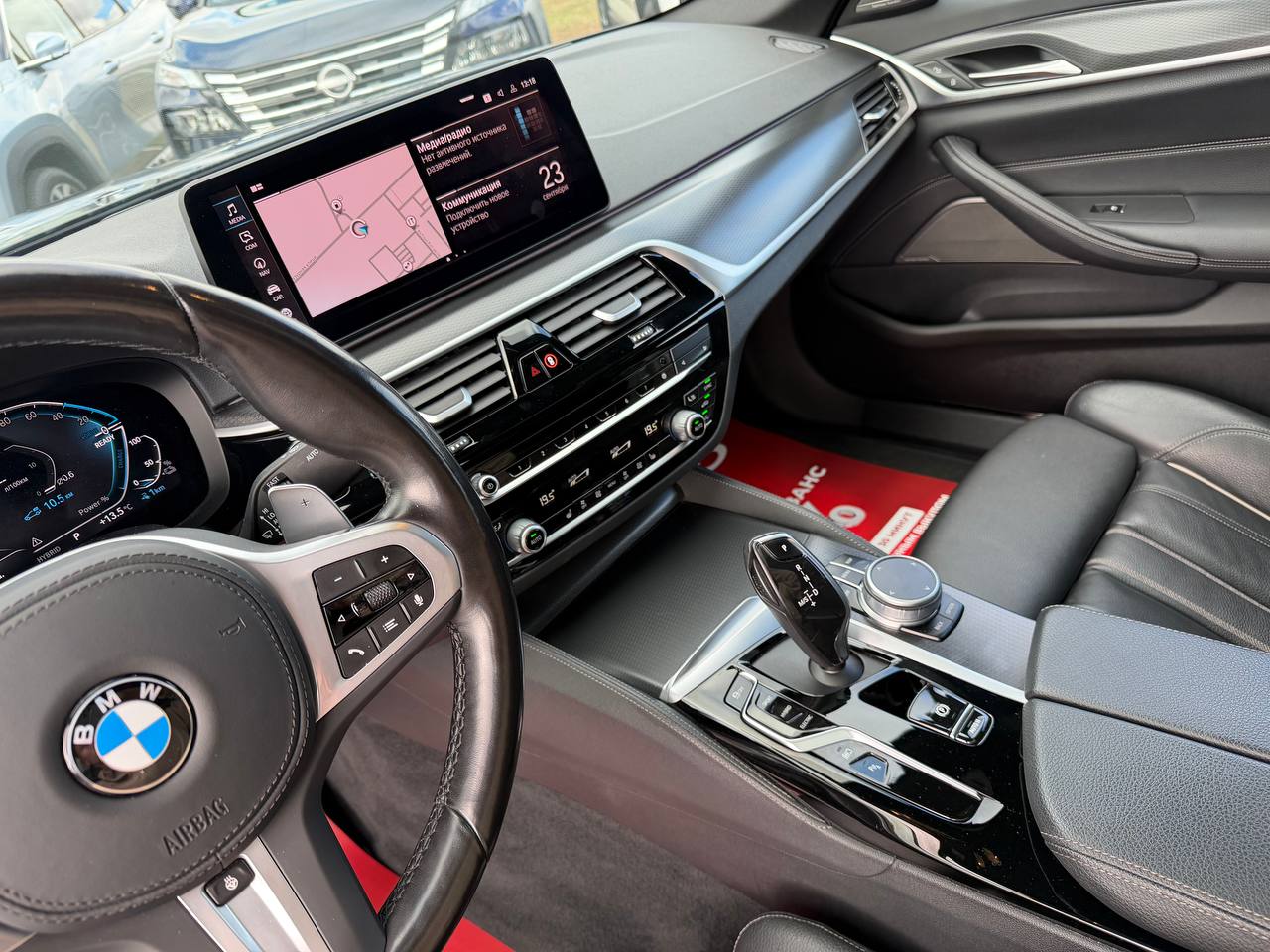 Фото автомобиля 12