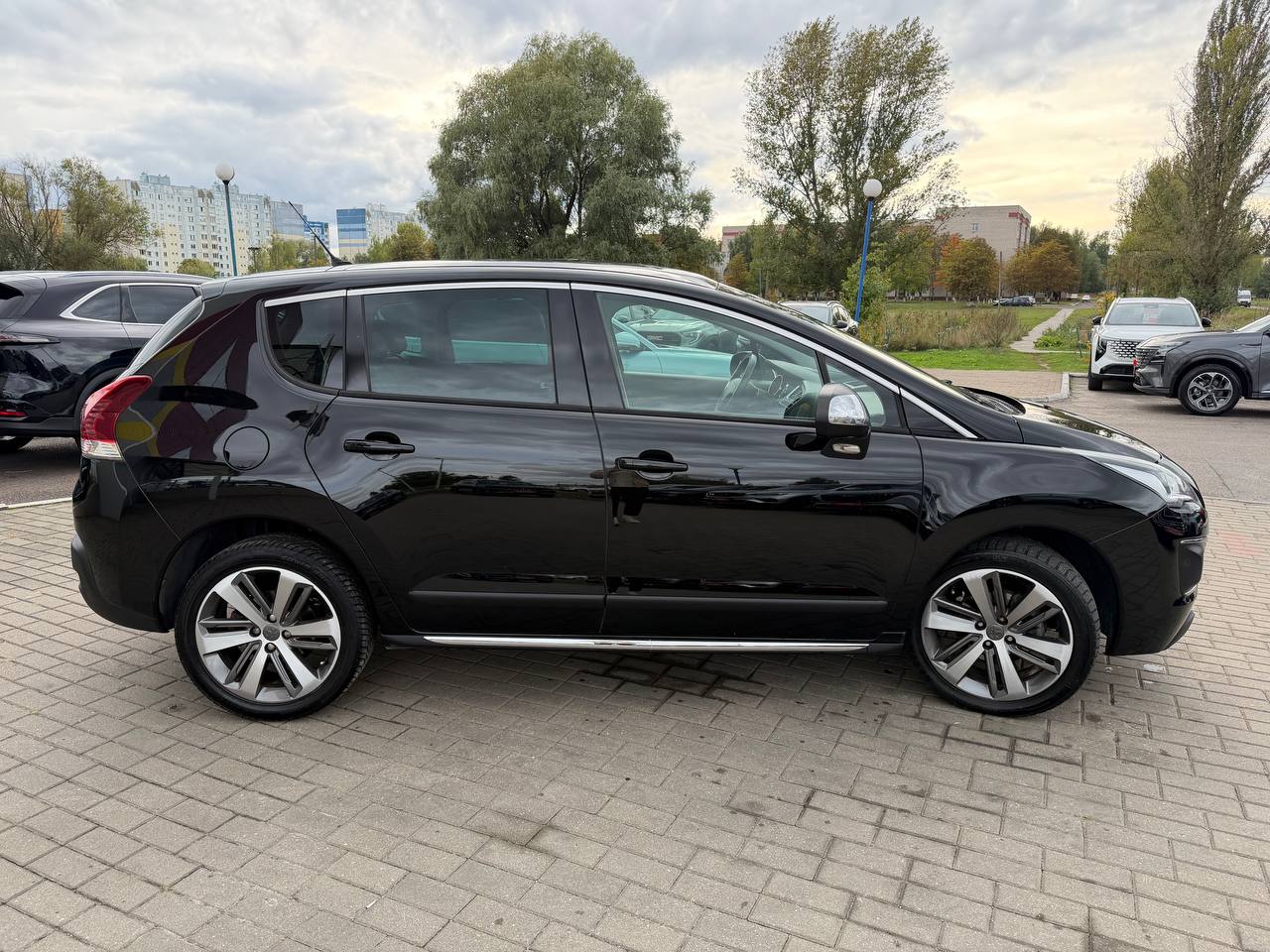 Фото автомобиля 3