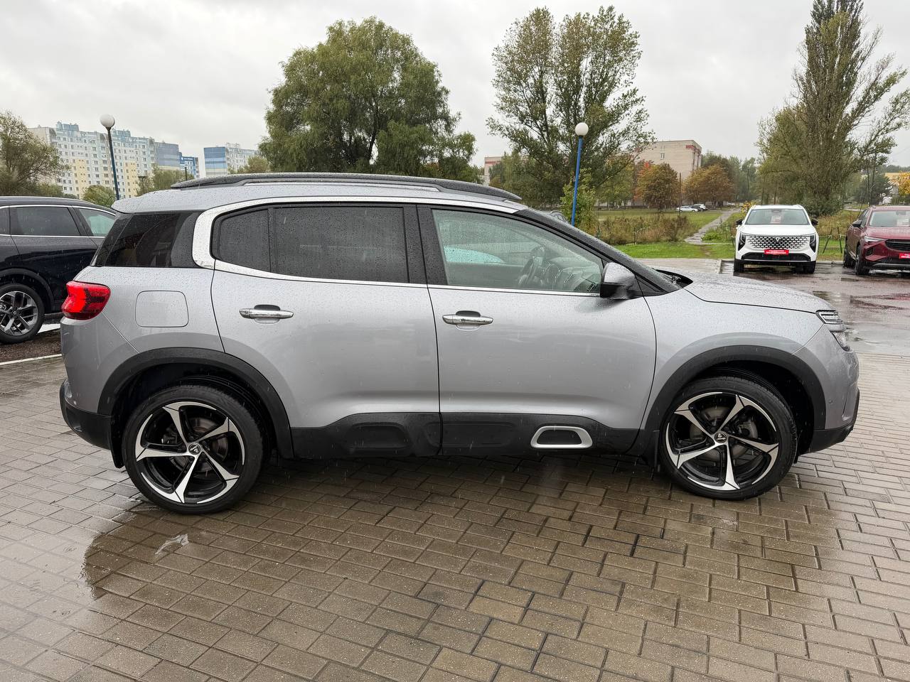 Фото автомобиля 3