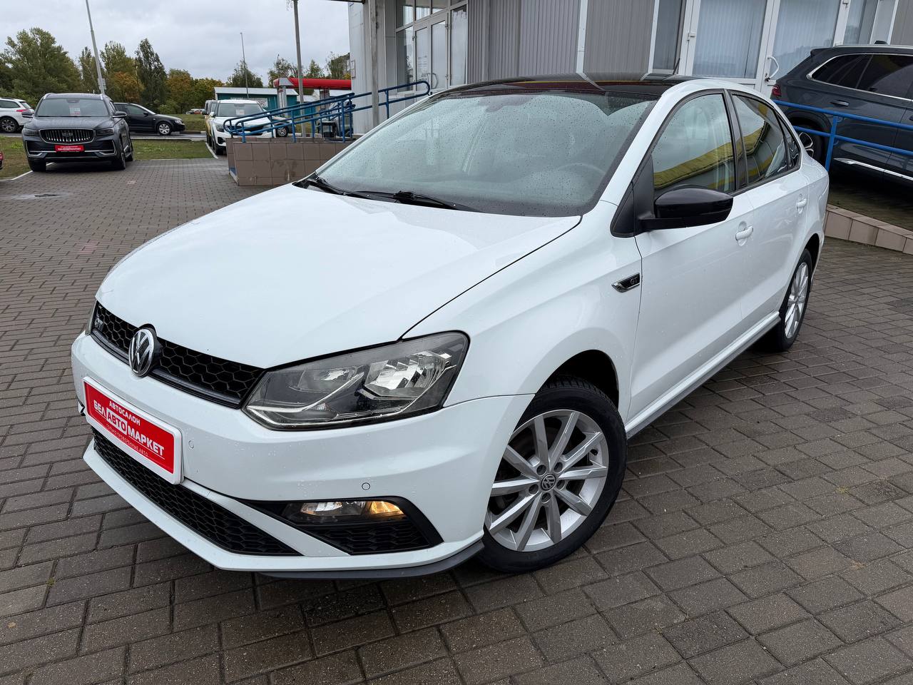 авто с пробегом volkswagen polo sedan 2016