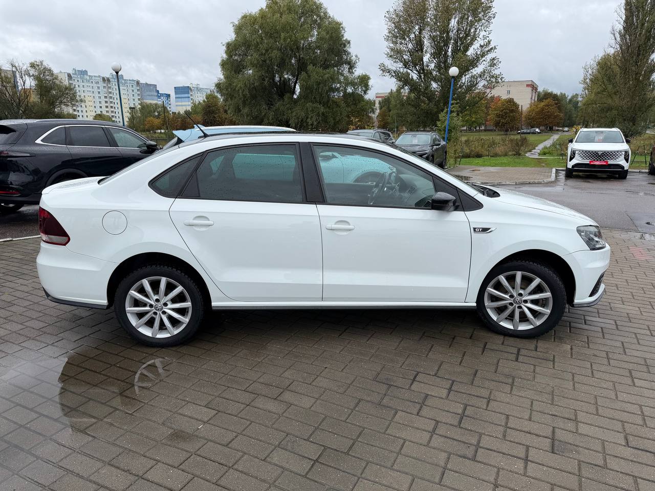 Фото автомобиля 3