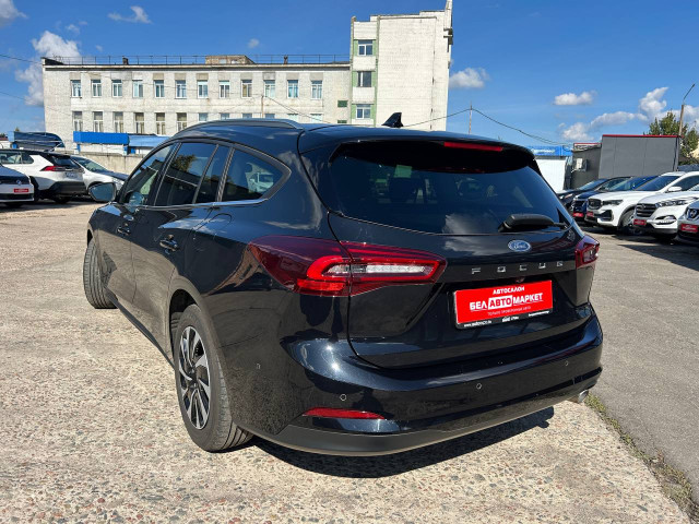 Фото автомобиля 6